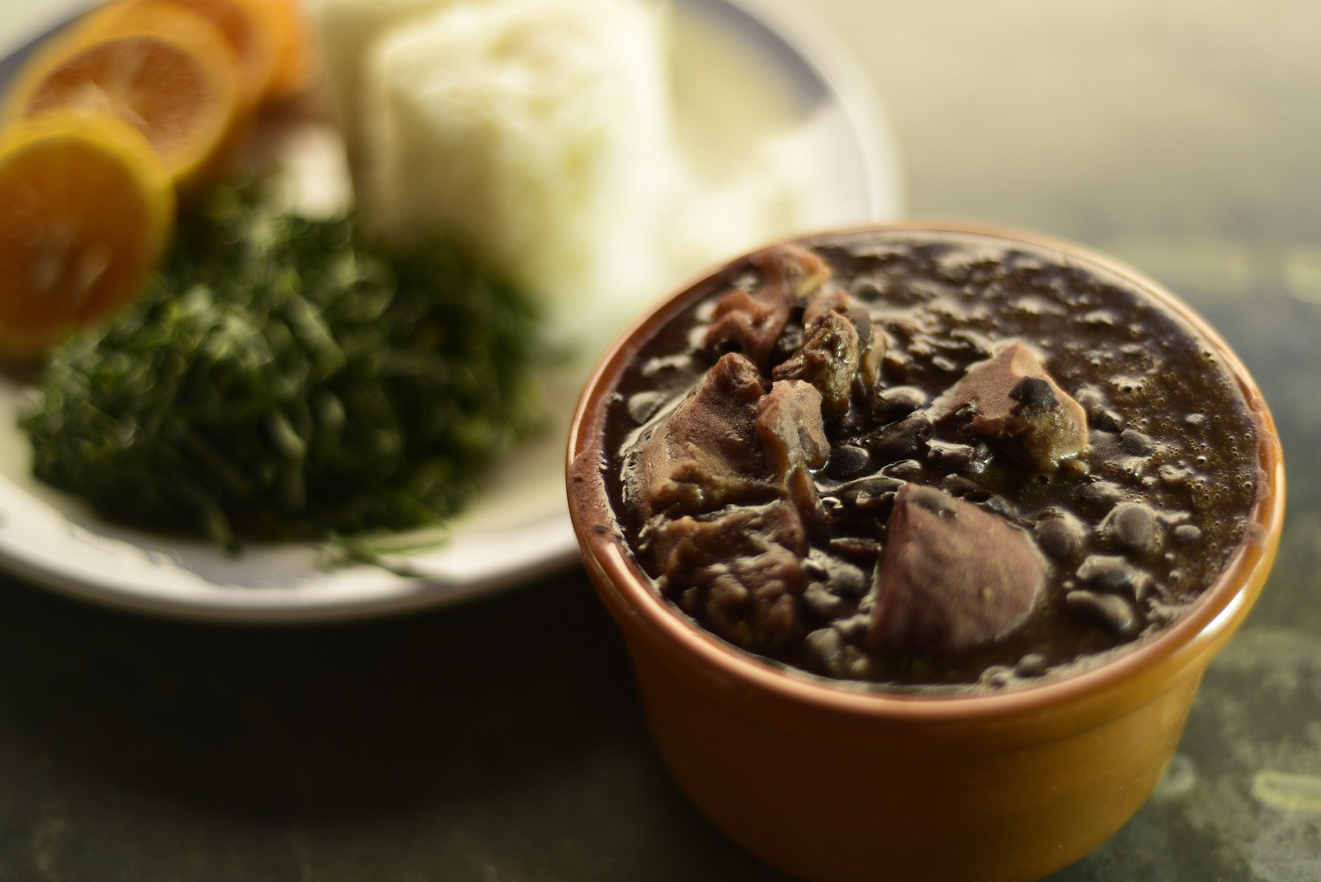 Domingo -Feijoada-  (500g Aprox.)