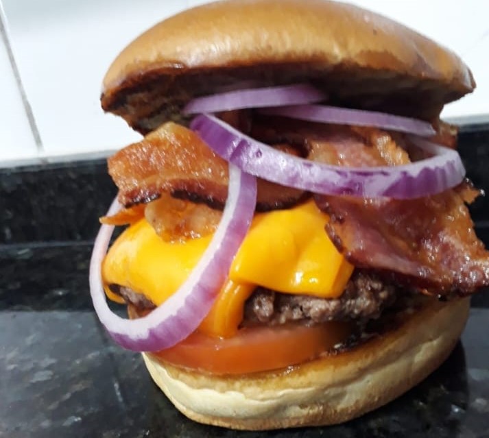 Combo Costela Bacon +batata p + refrigerante 220ml