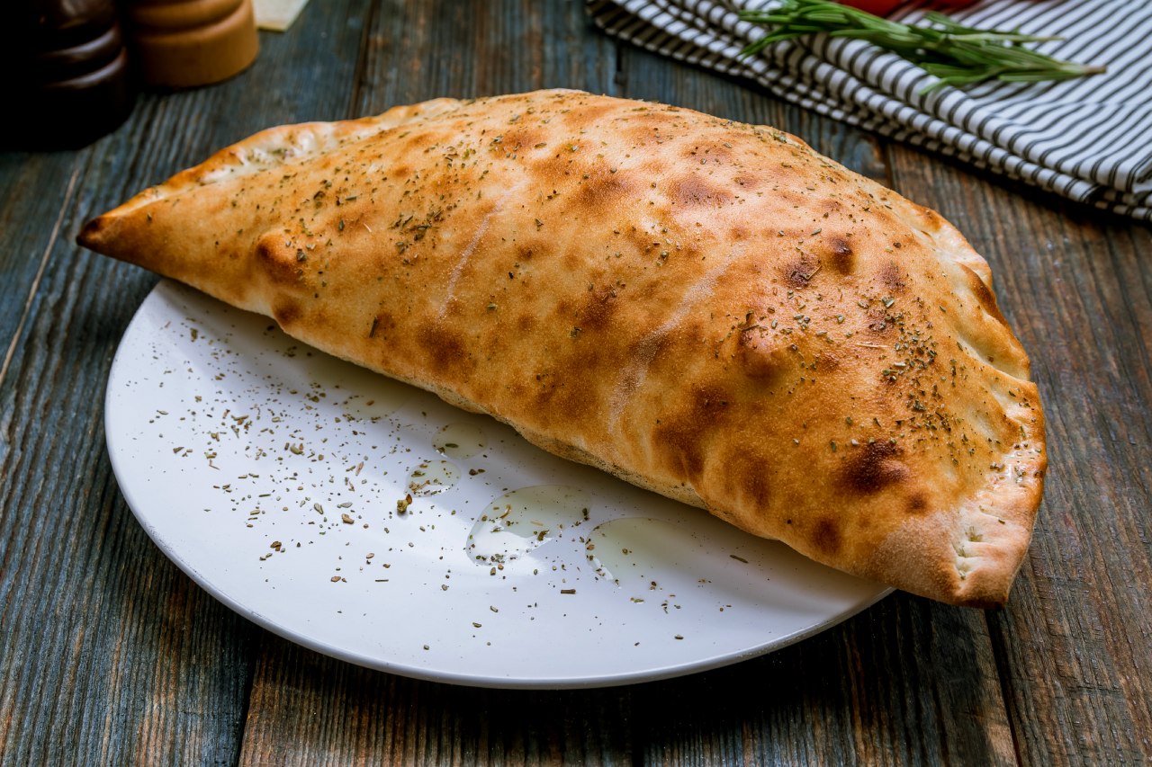 1 calzone
