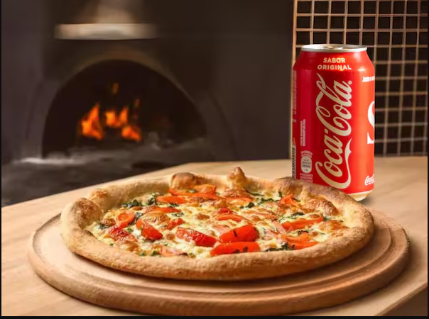 Broto 4 Fatias + Coca Cola 310ml R$: 31,90