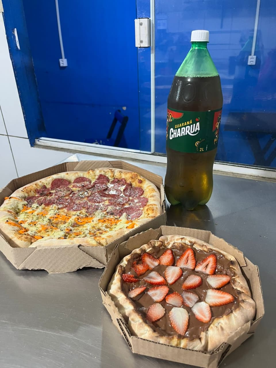🔵1 Pizza Grande + 1 Broto Doce + Charrua 59,90
