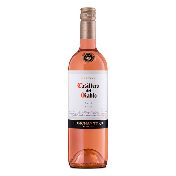 Vinhos (Garrafa de Vidro): Vinho Chileno Casillero Del Diablo Rosé Meio Seco 750ml - È um vinho especial, porque não se trata de uma uva mas sim, de um estilo. A Casillero del Diablo colheu uvas tintas Shiraz e as vinificou para fazer um vinho branco. Assim conseguiram atrativas notas de morango, framboesa e cereja com sabo