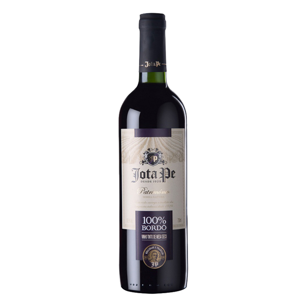 Vinhos (Garrafa de Vidro): Vinho Nacional Jota Pe Bordo Tinto 750ml - Elaborado 100% com uvas Bordô. Vinho encorpado, de sabor frutado e cor vermelho-rubi intenso. Apresenta aromas com toques de frutas vermelhas madur.