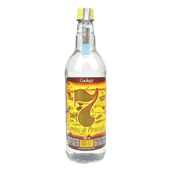 cachaças: Cachaça 7 Campos de Piracicaba Pet 12x966ml - Bebida certa para fazer vários drinks com sabores variados para servir nas festas em casa, em ocasiões especiais, para o almoço com as amigas, ou até mesmo para curtir com a pessoa amada no final de semana.