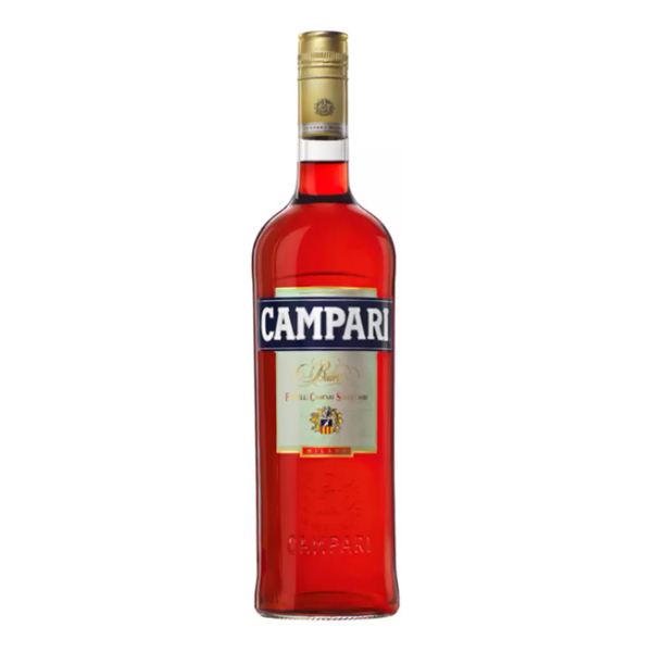 Destilados: Aperitivo Bitter Campari 900ml - Campari é um clássico contemporâneo e carismático. A receita, que permaneceu inalterada, originou em Novara em 1860 e é a base para alguns dos cocktails os mais famosos em torno do mundo.