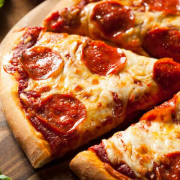 Salgadas: 57-Pepperoni II Mussarela - Pizza Grande (Ingredientes: Molho de Tomate em Baixo, Mussarela, Oregano, Palmito, Pepperoni)