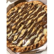 Doces: BANANA 2 - Pizza Doce (Ingredientes: Banana, Canela em Pó, Chocolate Ao Leite, Leite Condensado, Mussarela)
