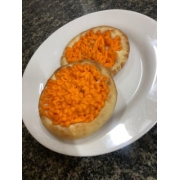 Salgadas: CHEDDAR - Esfiha (Ingredientes: Cheddar)