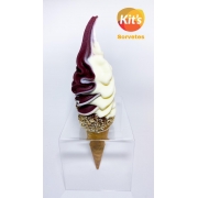 Casquinha Soft: Casquinha ACAI/NINHO Trufada C/ Castanha - Biscoito Doce (Ingredientes: Selecione o Sabor do Sorvete)