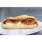 Baguetes: Parati Bag - Baguete (Ingredientes: Pão Baguete 20cm, Linguiça toscana, Ovo, Bacon, Queijo mussarela, Molho Barbecue)