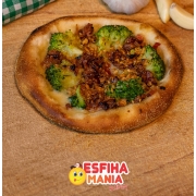 Esfihas salgadas: Brócolis C/ Bacon e Alho - Esfihas salgadas (Ingredientes: Alho Frito, Bacon, Brócolis, muçarela)