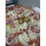CALABRESA: 12 - Calabresa Catupiry - Pizza Grande (Ingredientes: Azeitonas, Calabresa, Catupiry, Cebola, Molho, Mussarela, Orégano)
