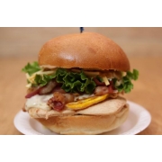 Lanches: X-Tudo: Filé de Frango Cód-7068 - Lanche (Ingredientes: Alface, Bacon, Filé de Frango, Ovo, Pão Francês, Presunto, Queijo, Tomate)