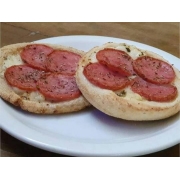 Lançamento: Calabresa fatiada L - Esfiha de queijo, calabresa fatiada e orégano