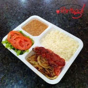 Refeições: Executivo Calabresa Cód-7077 - Executivo (Ingredientes: Marmita executiva de Linguiça Toscana Calabresa ( fresca ) acompanhando arroz branco, feijão carioca e salada de alface ou salada de maionese)