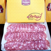 Frios Fatiados, Importados e Embutidos: Salame Fatiado Aurora 100gr Cód-3424 - Salame fatiado aurora 100gr