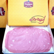 Frios Fatiados, Importados e Embutidos: Mortadela Ceratti Fatiada 100g Cód-3607 - Mortadela ceratti fatiada 100g