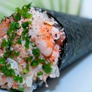 Temakis: Temaki Camarão - Temaki Tradicional (Ingredientes: Camarão, Cebolinha, Cream Cheese, Gergelim Moído)