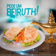 Beiruth: Beiruth de Carne Com Cheddar e Ovo - Sanduiches especiais (Ingredientes: Alface, Mussarela, Tomate)
