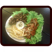 Porções Premium: 131-Calabresa Acebolada, Coração, Fritas - Porção Premium (Ingredientes: Maionese Comilão)