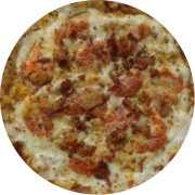 Salgadas: 50-Mistureba - Pizza Grande (Ingredientes: Bacon, Catupiry, Frango Desfiado, Milho, Molho de Tomate em Baixo, Molho em cima, Mussarela, Oregano, Parmesão)