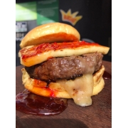 Hambúrguer: O Recheado - Hambúrguer (Ingredientes: Geléia de Pimenta Especial, Hamburguer angus 180g recheado com mozarella, Pão deHambúrguer Tipo Brioche, Queijo coalho selado)