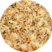 Salgadas: Caipira - Pizza Grande (Ingredientes: Bacon, Catupiry, Cebola, Frango Desfiado, Milho, Molho, Orégano)