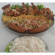 Frango: -Frango na brasa a francesa - Frango P/ 2 Pessoas (Ingredientes: Arroz, Banana, Batata palha, Cebola, Ervilha, Presunto)