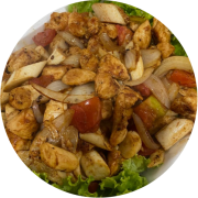 Porções Grelhadas: Filé de Frango - Porção Inteira (Ingredientes: Filé de Frango, Cebola, Palmito, Tomate)