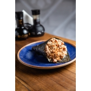 Temakis: Temaki Salmão Patê - Temaki (Ingredientes: Gergelim, Misturado ao Cream Cheese, Molho Tarê, Salmão Marinado e Cozido)