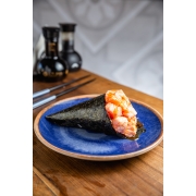 Temakis: Temaki Salmostra - Temaki (Ingredientes: Molho de Ostra, Salmão)