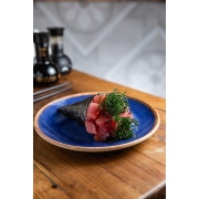 Temakis: Temaki Atum Especial - Temaki (Ingredientes: Atum, Crispy de Couve, Molho Tarê)