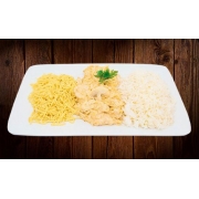 Pratos: Strogonoff de Frango - Prato Pequeno / Individual (Ingredientes: Strogonoff de Frango Desfiado, Arroz, Batata Palha, Salada)