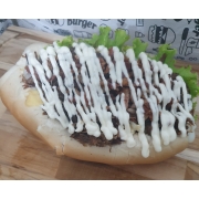 Sanduíches Especiais: 09 - Nordestino - Lanches (Ingredientes: Alface, Bacon, Carne de Sol Desfiada, Molho Especial, Ovo, Pão Seda, Presunto, Queijo, Tomate)