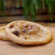 Doces: Esfiha Banana c/ Canela - Esfiha (Ingredientes: Banana c/ Canela)