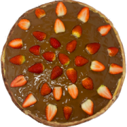 Doces: Chocolate preto c/morango - Pizza Grande (Ingredientes: Chocolate, Morango)
