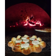 Especiais: Palmito Especial - Pizza Grande (Ingredientes: Manjericão, Molho de Tomate, Mussarela, Orégano, Palmito, Requeijão Cremoso, Tomate Cereja)