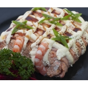 Temakis: Temaki maçaricado sheik Grill Ebi - Temaki Maçaricado (Ingredientes: Camarão, Cebolinha, Cream Cheese, Gergelim, Molho Teriyaki, Salmão Grelhado)
