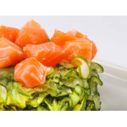 Entradas: Sunomono de Salmao 200Grs - Conserva de pepino japonês c/ Salmão e gergelim torrado