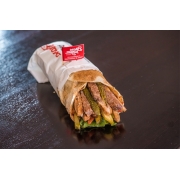 Shawarmas: Shawarma Misto - Shawarmas (Ingredientes: Alface, Batata frita, Cebola grelhada, Creme de alho, Hambúrguer Carne 150g, Hambúrguer Frango 150g, Pão árabe, Picles, Tomate)