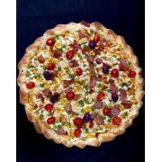 Premium: CAIPIRA PREMIUM - Pizza (Ingredientes: Azeitonas, Bacon, Cream Cheese, Ervilha, Frango, Milho, Molho de tomate artesanal, Orégano, Palmito, Tomate Cereja)