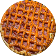 Sabores: Calabresa Com Cheddar - Pizza Maracanã 50cm/ 16 fatias (Ingredientes: Calabresa, Cheddar, Molho, Muçarela, Orégano)