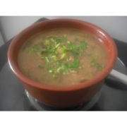 Rei do Caldo: Caldo de Macaxeira e Carne do Rei - Rei do Caldo (Ingredientes: carne, macaxeira)