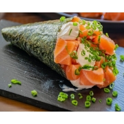 Temakis: Temaki Salmão Completo 200 gramas - Alga, Arroz, Salmão, Cream Cheese e Cebolinha