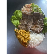 Churrascos: 011-Carne do Sol 300g - Churrasco (Ingredientes: Arroz, Feijão, Salada de Maionese, Vinagrete)