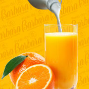 Suco: Laranja com Leite - SUCOS NATURAIS (500ml) (Ingredientes: Suco)