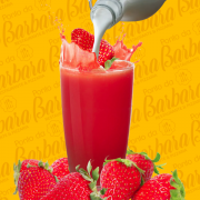 Suco: Morango com Leite - SUCOS NATURAIS (500ml) (Ingredientes: Suco)