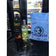 Kits Completos: Absolut Pera + Baly 2L + Gelo 3kg - Escolher o sabor do energetico na observação