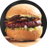 Hambúrguers: Bacon Lover - Hambúrguer (Ingredientes: Alface, Bacon em Fatias, Burger Defumado 160g, Cebola Caramelizada, Maionese da Casa, pão crocante, queijo cheddar, Tomate)