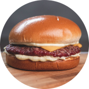 Pop Burgers: Pop Kids - Hambúrguer (Ingredientes: burger defumado 80g, Maionese da Casa, Pão Brioche, Queijo Cheddar)